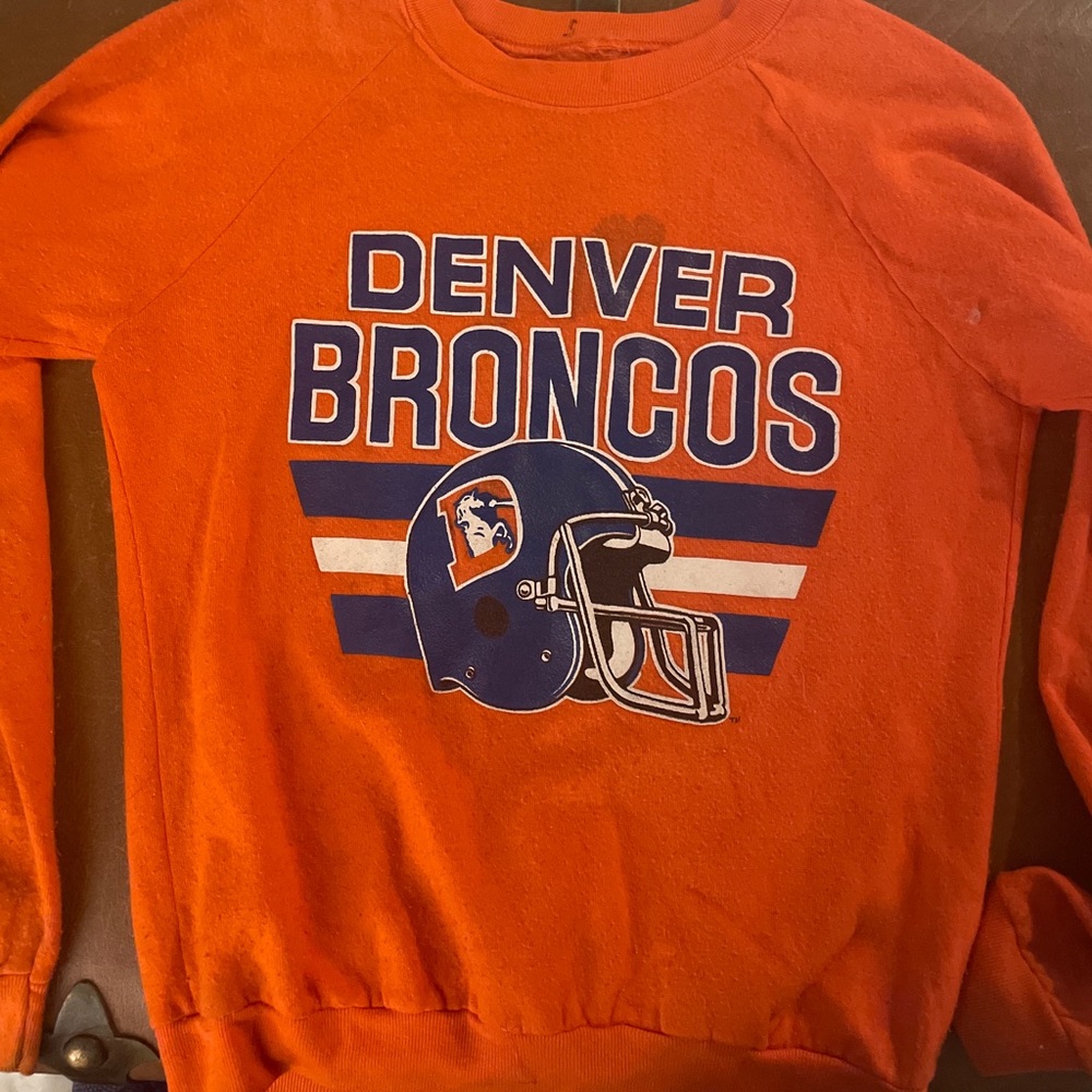 Vintage Denver Broncos Champion Crewneck
